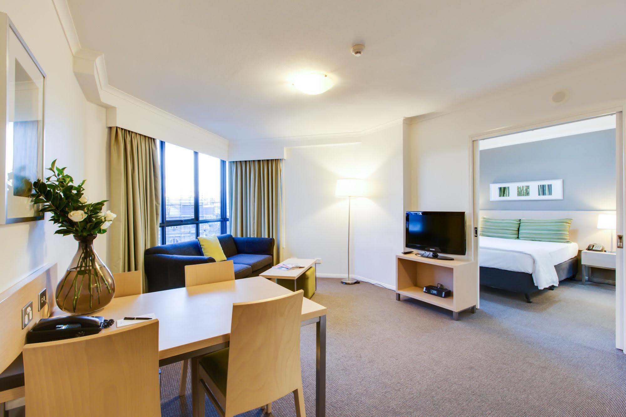 Adina Apartment Hotel Бризбейн Екстериор снимка