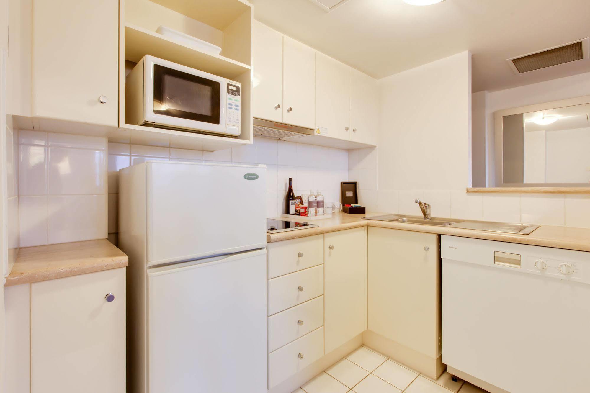 Adina Apartment Hotel Бризбейн Екстериор снимка